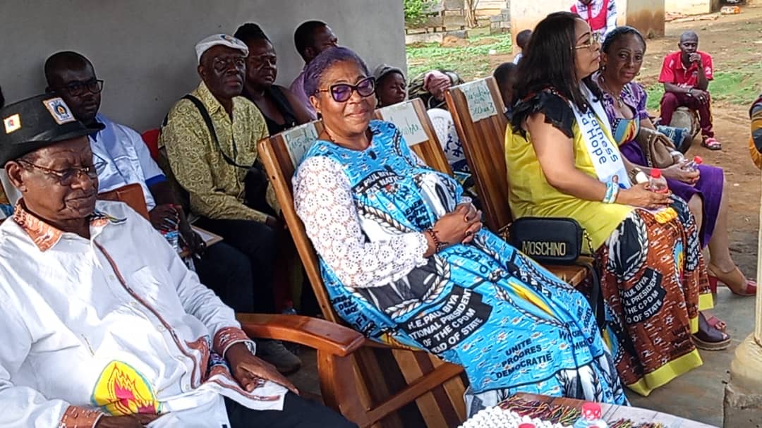 CAMEROUN : RDPC~La Sous commission de campagne  d’Amvom dans la section Mvila sud-ouest -Mvangan , bat le rappel des troupes pour le plébiscite de Paul Biya au soir du 12 Octobre 2025.