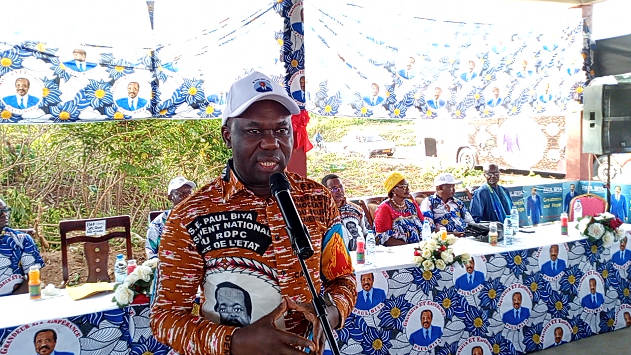 Presidentielle2025:Jean Sylvain MVONDO félicite les présidents des comités locaux de campagne pour la victoire éclatante de S.E. PAUL BIYA à Sangmélima.