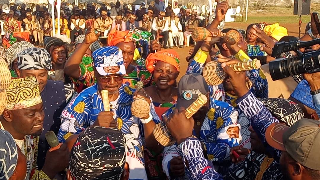 Dja et Lobo : L’honorable Mvondo Assam Bonaventure réussit le pari historique de la mobilisation pour la paix à Sangmélima