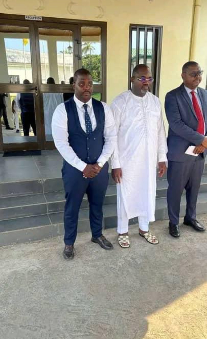 ÉLECTION DES DÉLÉGUÉS DU PERSONNEL DE LHÔTEL LOCÉAN : NDAYBOU GARGA, DIRECTEUR DE LhÔTEL, CHASSE LE DÉLÉGUÉ DÉPARTEMENTAL DU TRAVAIL ET LES INSPECTEURS DU TRAVAIL VENUS SUPERVISER LE PROCESSUS