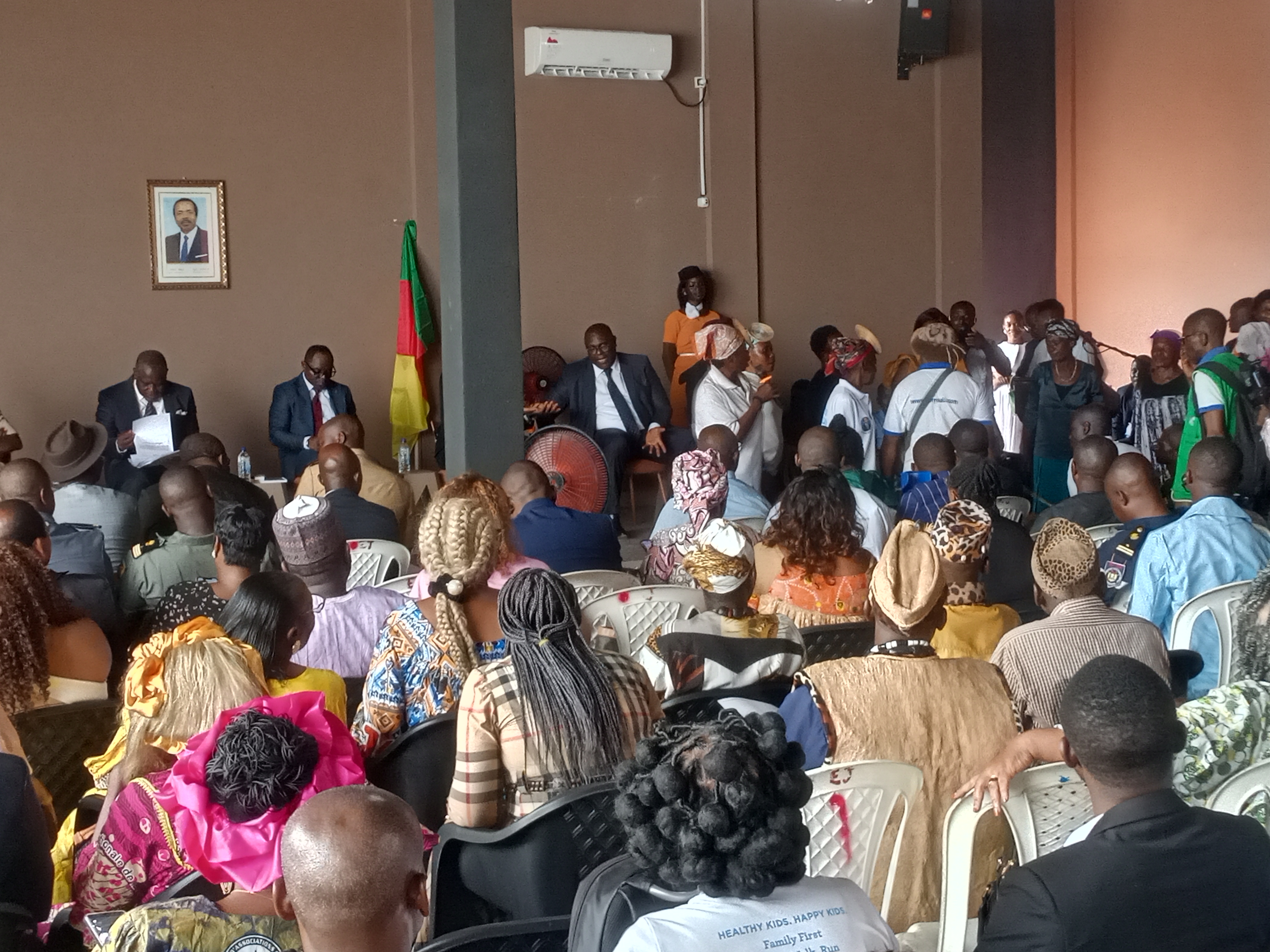 INCUB EXPO:Message de soutien des habitants de Sangmélima.