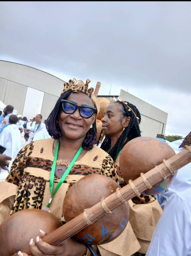 RELIGION : Psaume papal en Ntoumou lÉglise doit trancher entre Mvomeka a et Meko ossi